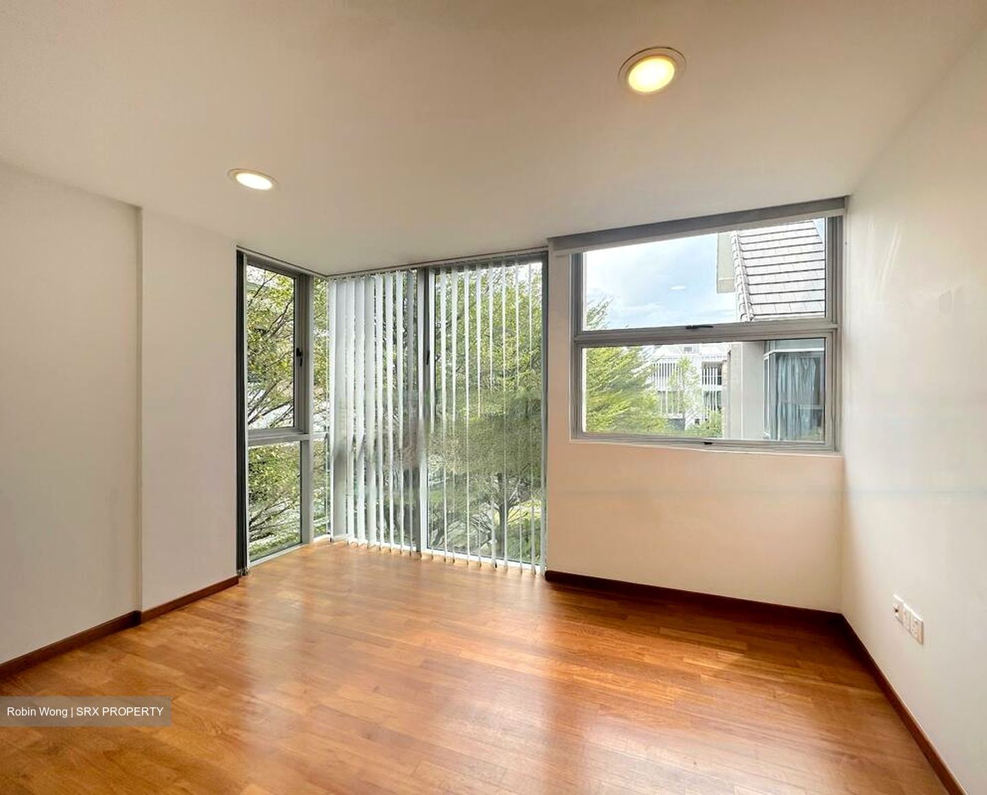 Charlton Residences (D19), Terrace #455101661